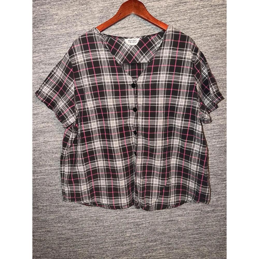 Mainstreet Blues Plaid Shirt Womens 2X Black Pink V-Neck Button Up Short Sleeve